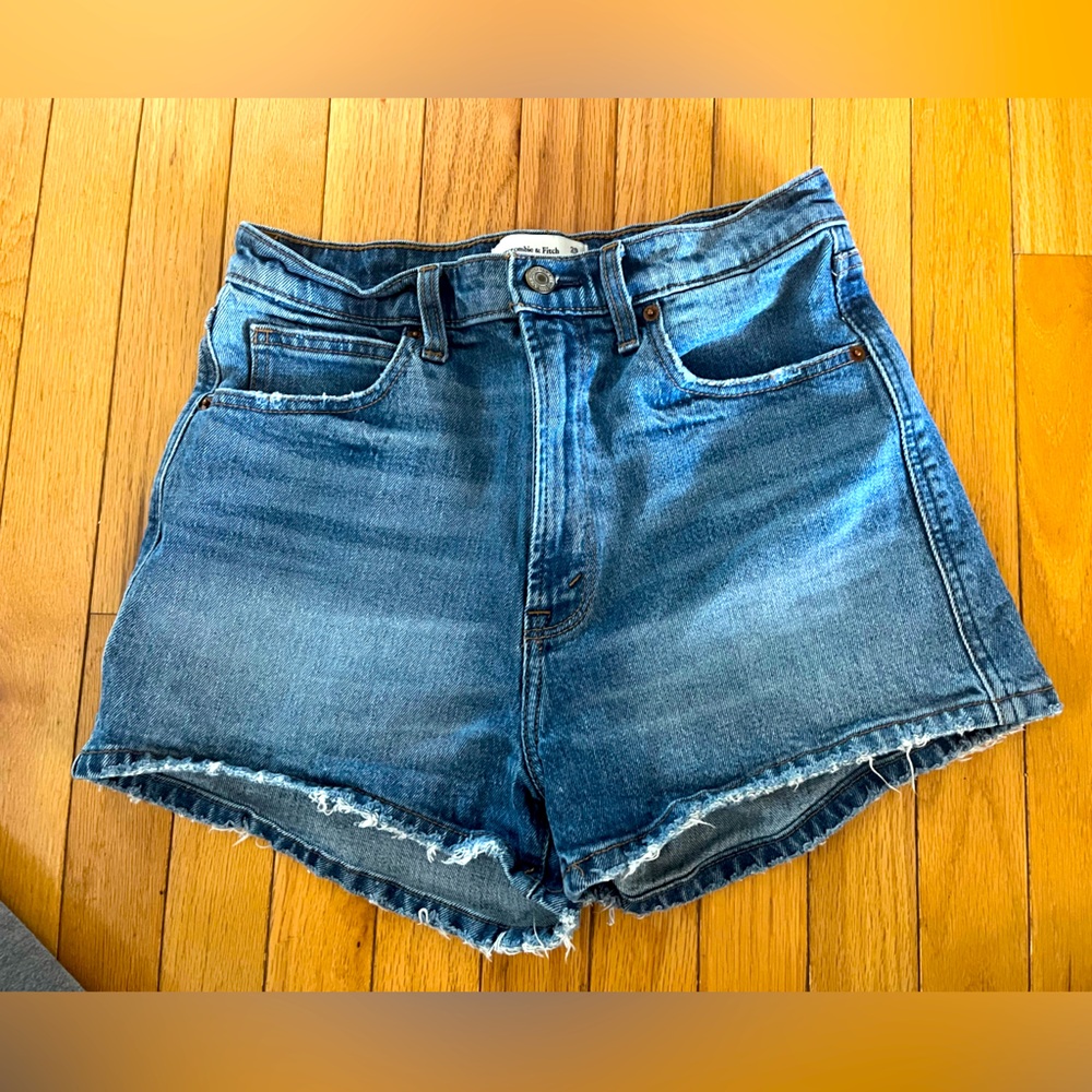Abercrombie Mom Shorts size 8
